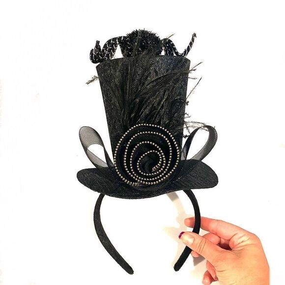 Miss Spider top hat headband main image 6